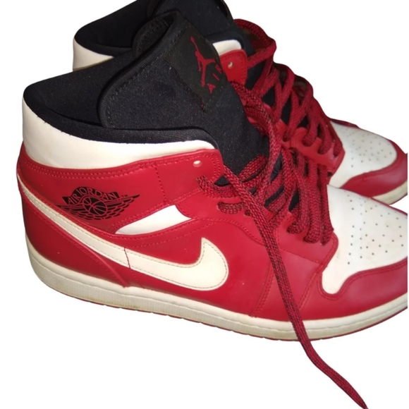 SALE** 💯Authentic Mens Nike Air Jordan 1 - Picture 1 of 4